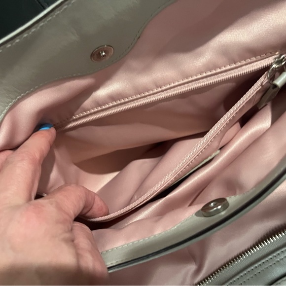 Preloved coach bag - Picture 6 of 8